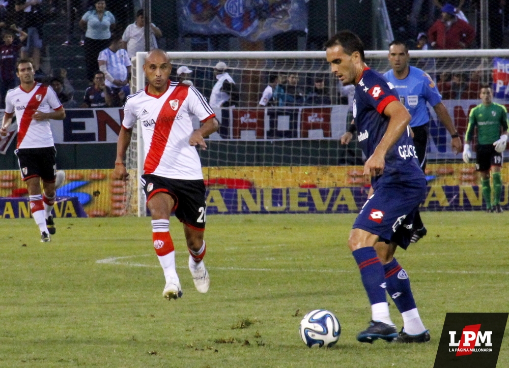 River vs. San Lorenzo (Salta 2014) 5