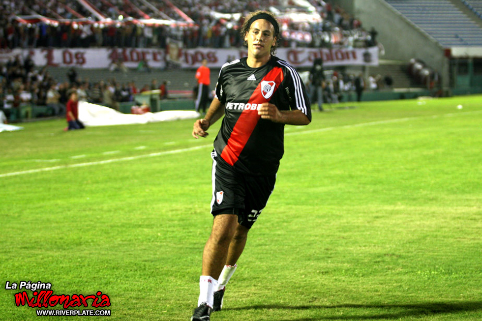 Nacional (URU) vs River Plate (LIB 2009) 22