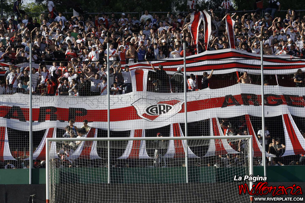 Newell's Old Boys vs River Plate (AP 2009) 10
