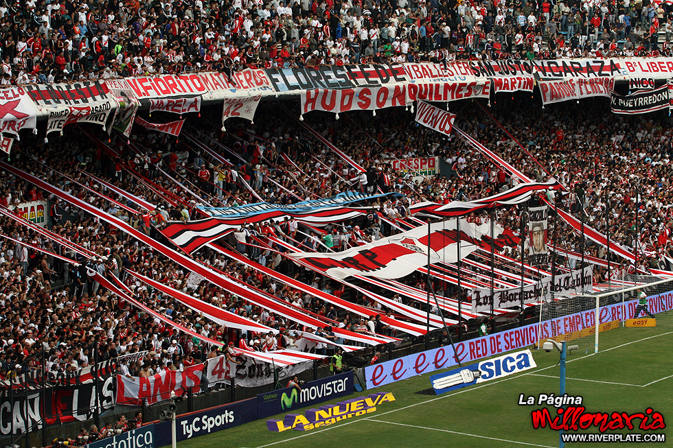 Racing vs River Plate (CL 2009) 2