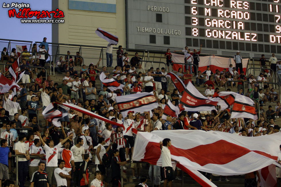 River Plate vs Racing Club (Mendoza 2009) 9