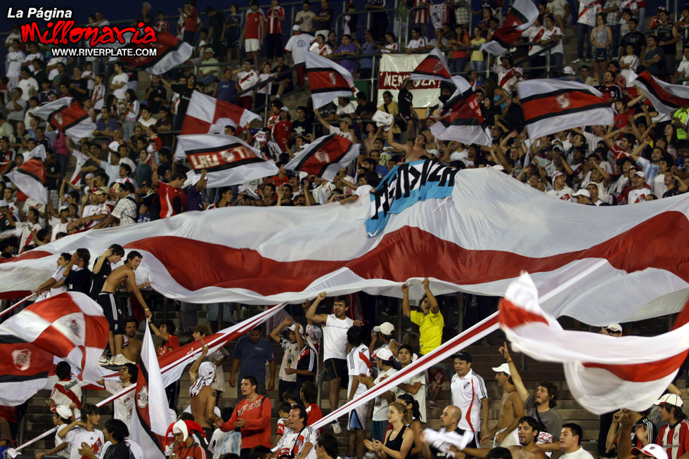 River Plate vs Racing Club (Mendoza 2009) 8