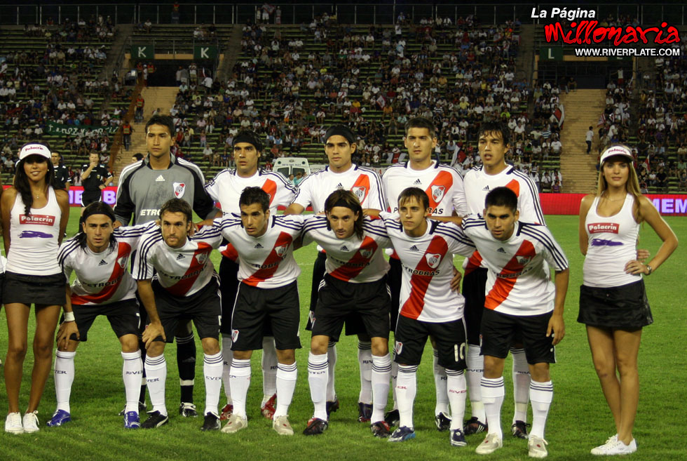River Plate vs Racing Club (Mendoza 2009) 12