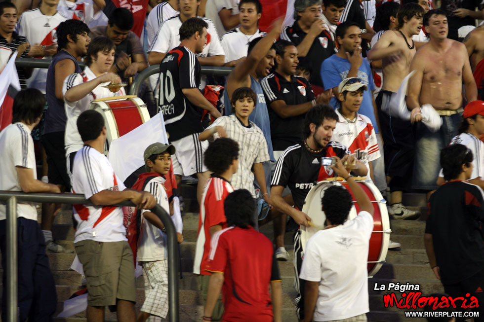 River Plate vs Racing Club (Mendoza 2009) 18