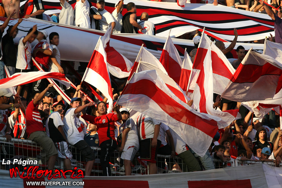 River Plate vs Huracán (AP 2008) 30