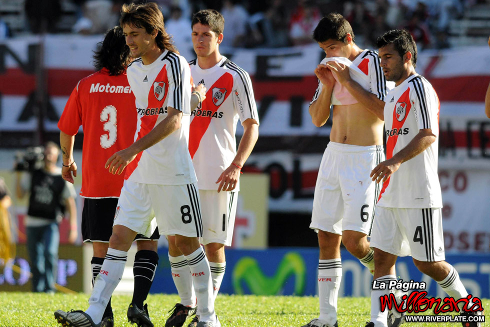 River Plate vs Independiente (AP 2009) 5