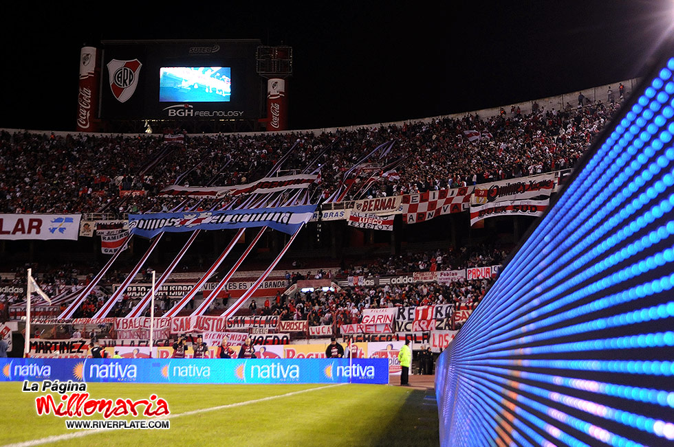 River Plate vs Gimnasia de Jujuy (CL 2009) 6