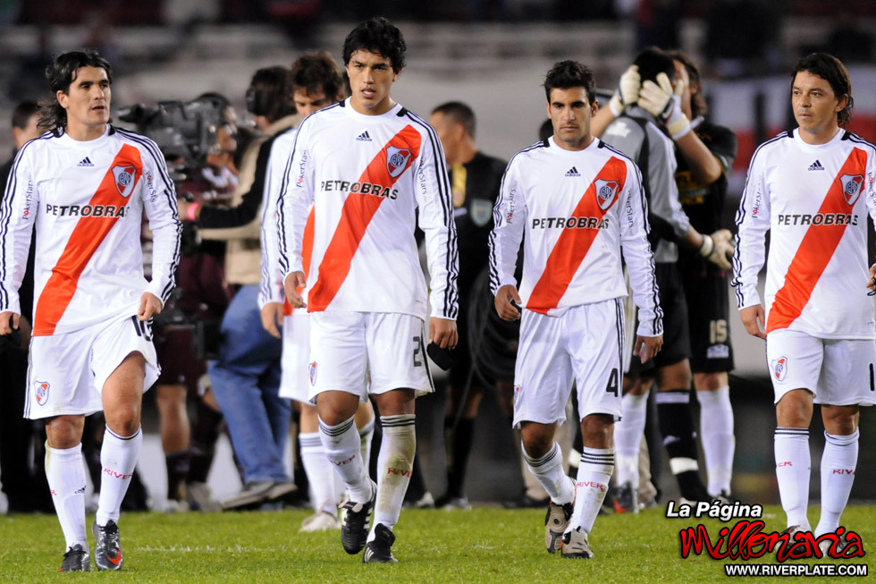 River Plate vs Lanús (SUD 2009) 7