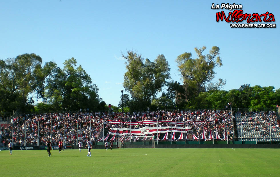 Newell's Old Boys vs River Plate (AP 2009) 16