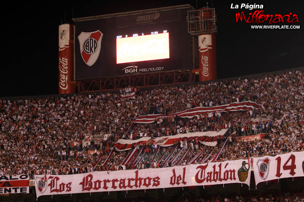 River Plate vs Atlético Tucumán (AP 2009) 12