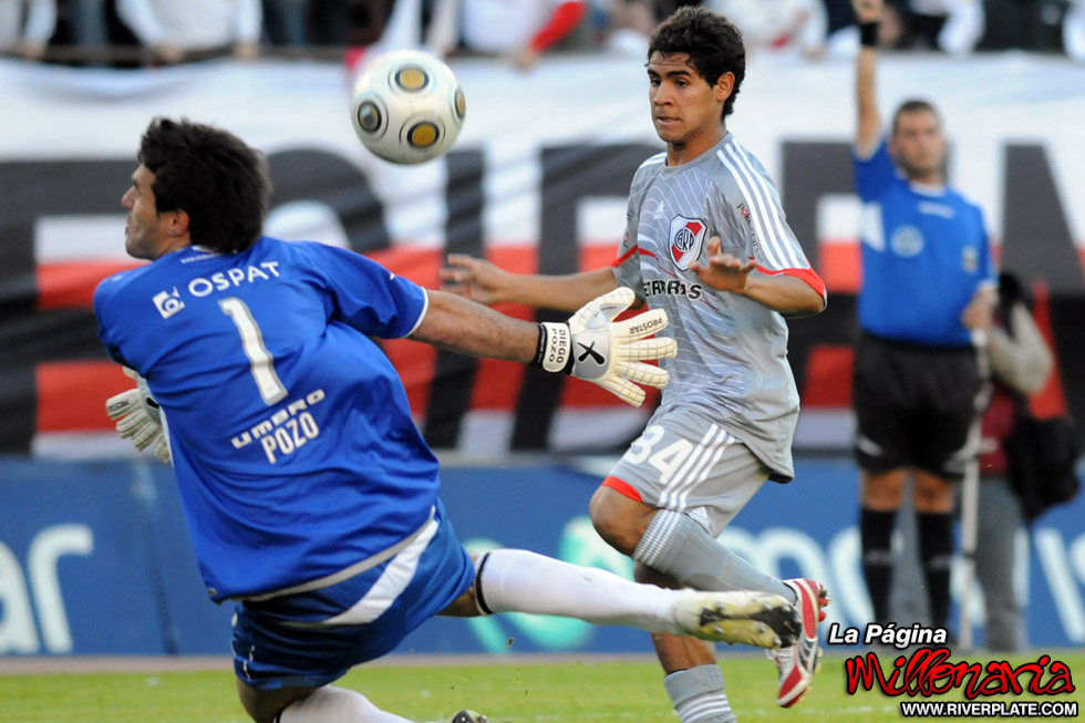 River Plate vs Colón (AP 2009) 6