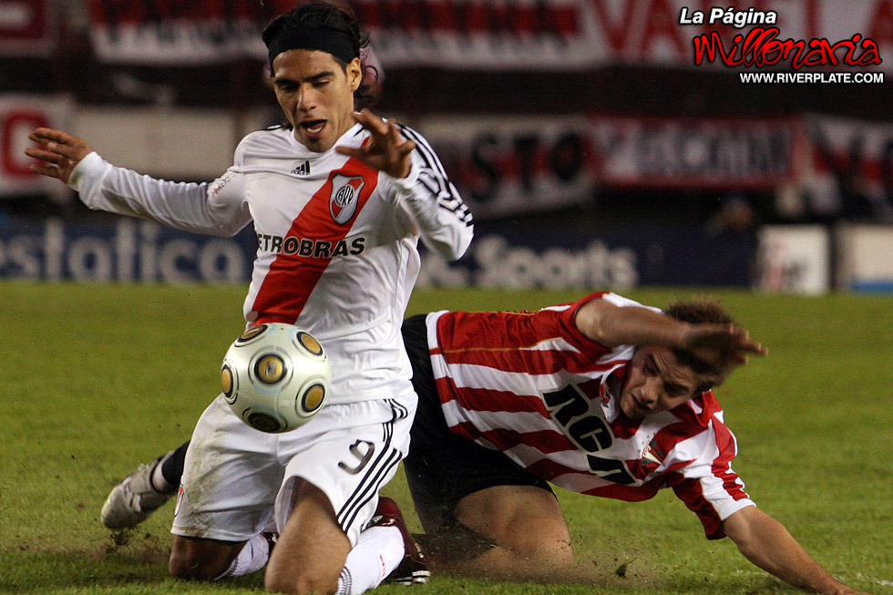 River Plate vs Estudiantes (CL 2009) 6