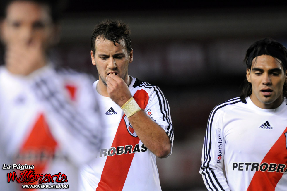 River Plate vs Estudiantes (CL 2009) 8
