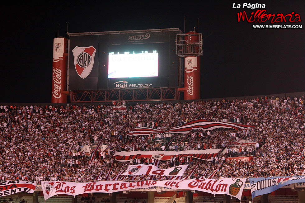 River Plate vs Estudiantes (AP 2009) 14