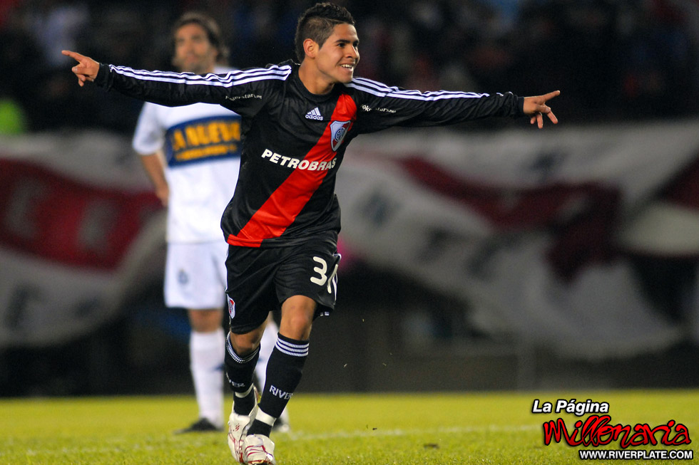 River Plate vs Gimnasia LP (AP 2009) 4