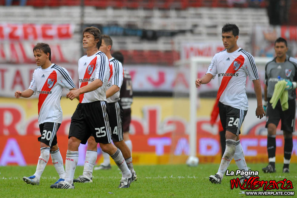 River Plate vs Lanús (AP 2009) 7