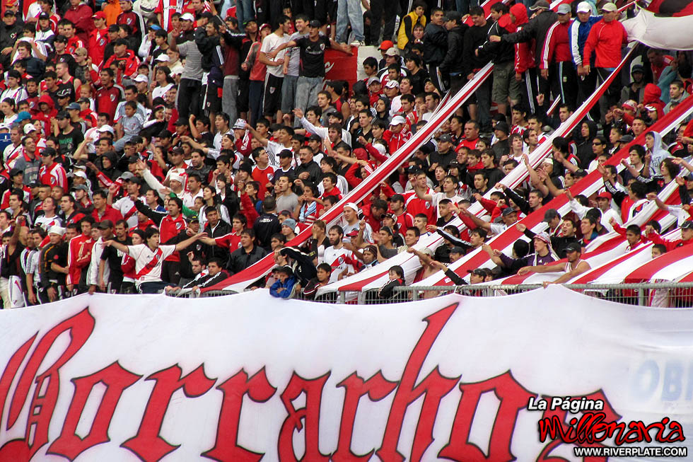 River Plate vs Lanús (AP 2009) 12