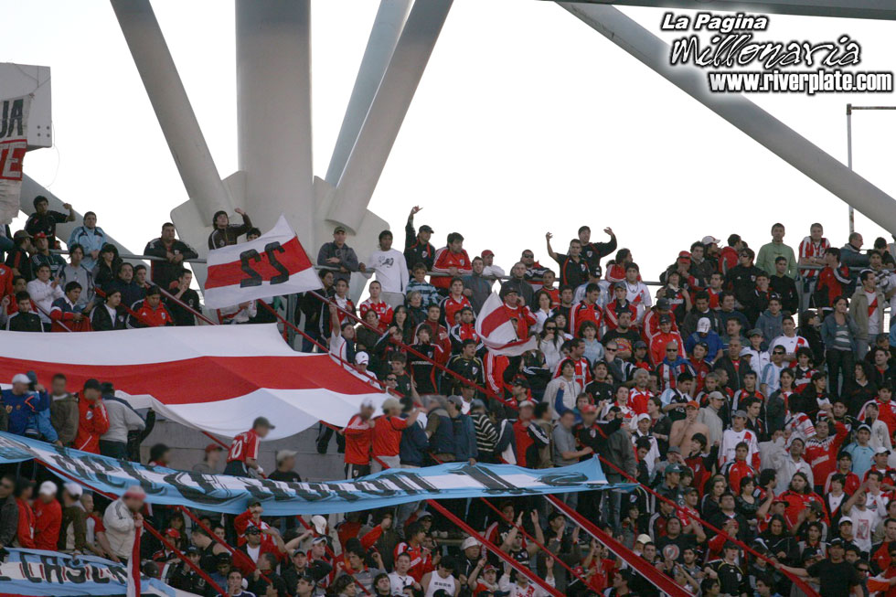 Gimnasia LP vs River Plate (AP 2008) 19