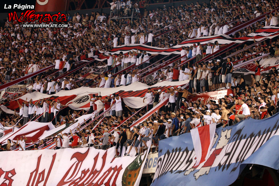 River Plate vs Racing Club (AP 2009) 9