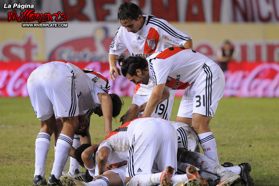 River Plate vs Racing Club (AP 2009) 3