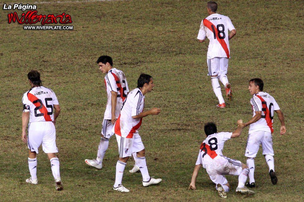 River Plate vs Racing Club (AP 2009) 11