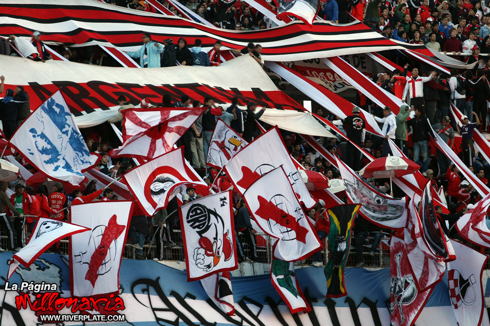River Plate vs Tigre (CL 2009) 9