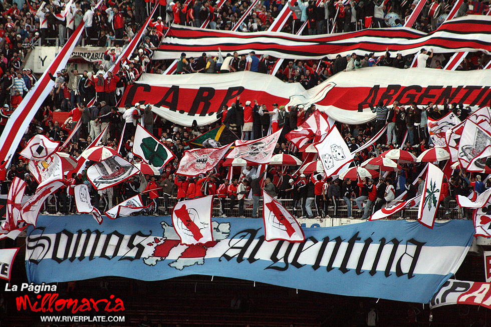 River Plate vs Tigre (CL 2009) 13