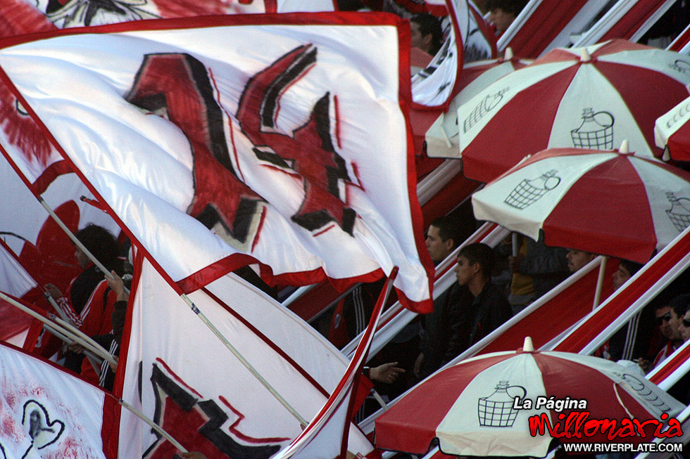 River Plate vs Tigre (CL 2009) 15