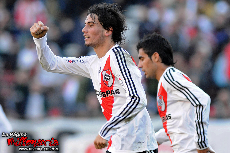 River Plate vs Tigre (CL 2009) 4