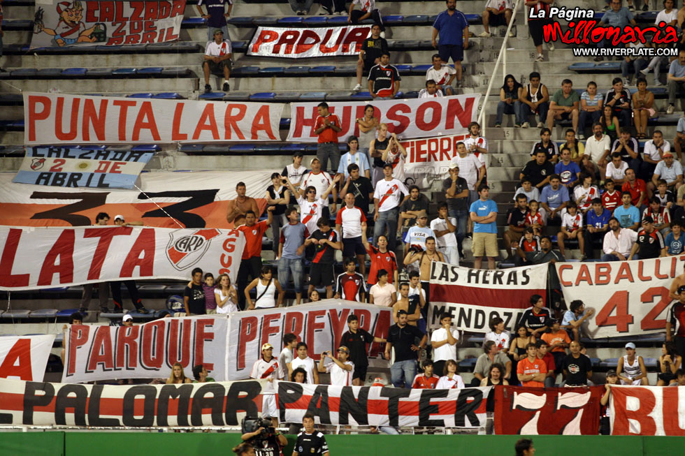 River Plate vs Godoy Cruz (AP 2008) 24