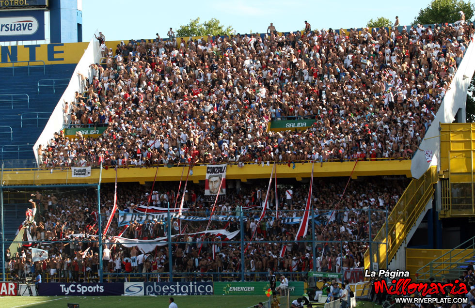 Central vs River Plate (CL 2009) 7