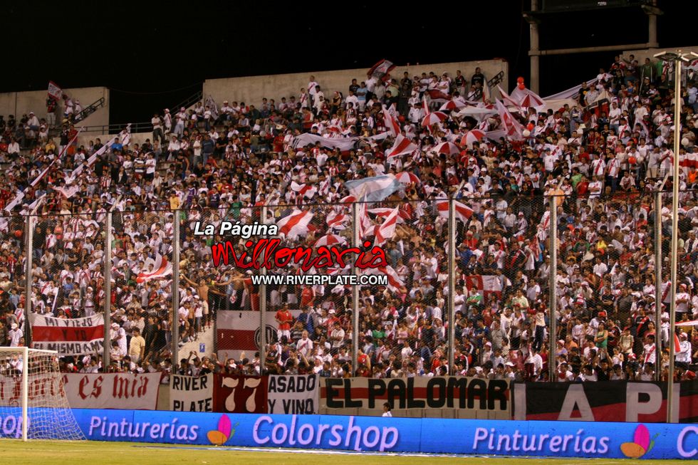 River vs Independiente (Salta, Triangular 2010) 24