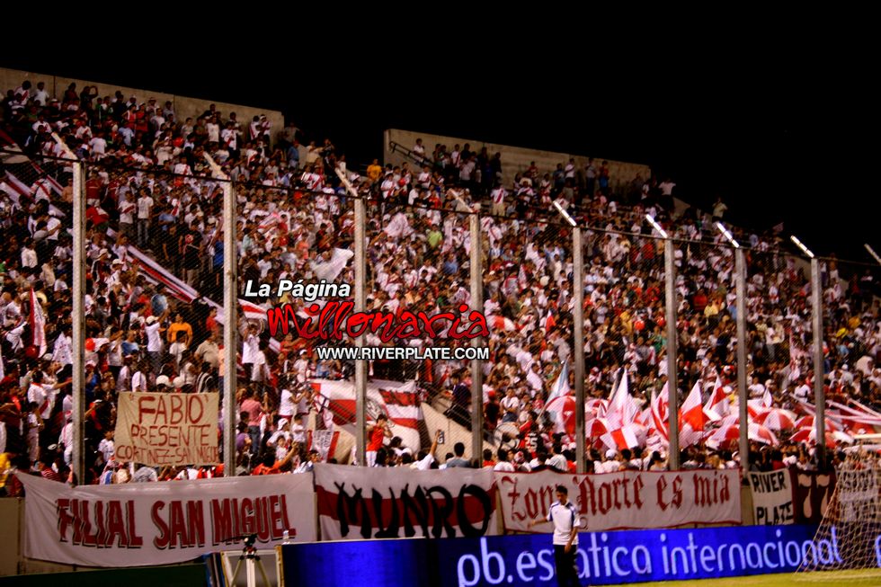 River vs Independiente (Salta, Triangular 2010) 34