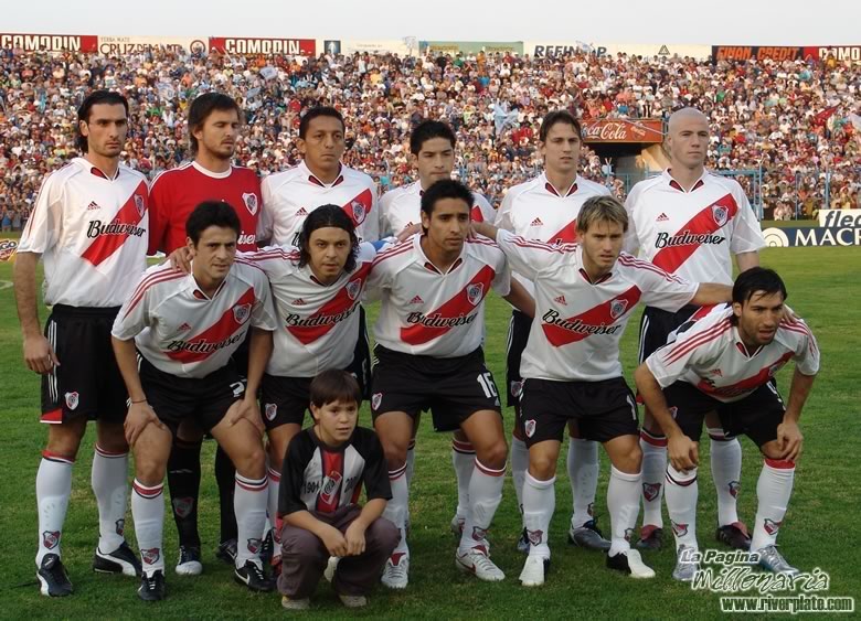 Gimnasia de Jujuy vs River Plate (AP 2005) 9