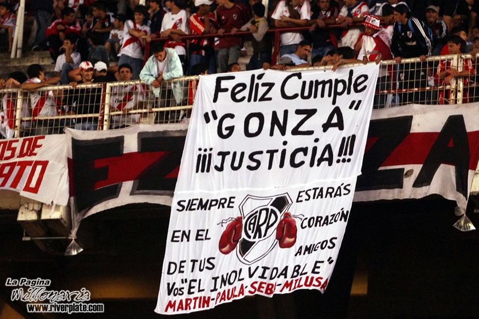 River Plate vs Defensor Sporting (SUD 2007) 12