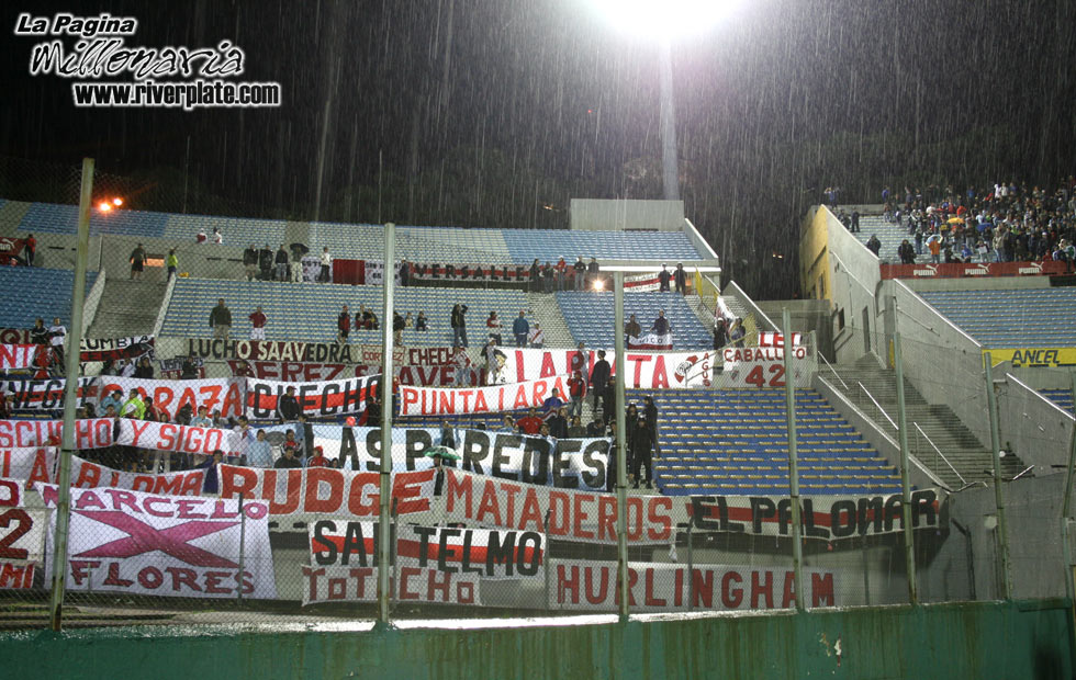 Defensor Sporting vs River Plate (SUD 2007) 21