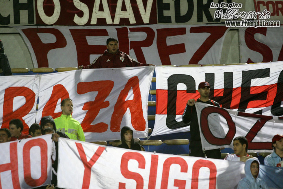 Defensor Sporting vs River Plate (SUD 2007) 16