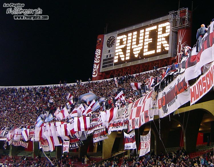River Plate vs Olimpo BB (CL 2005) 6