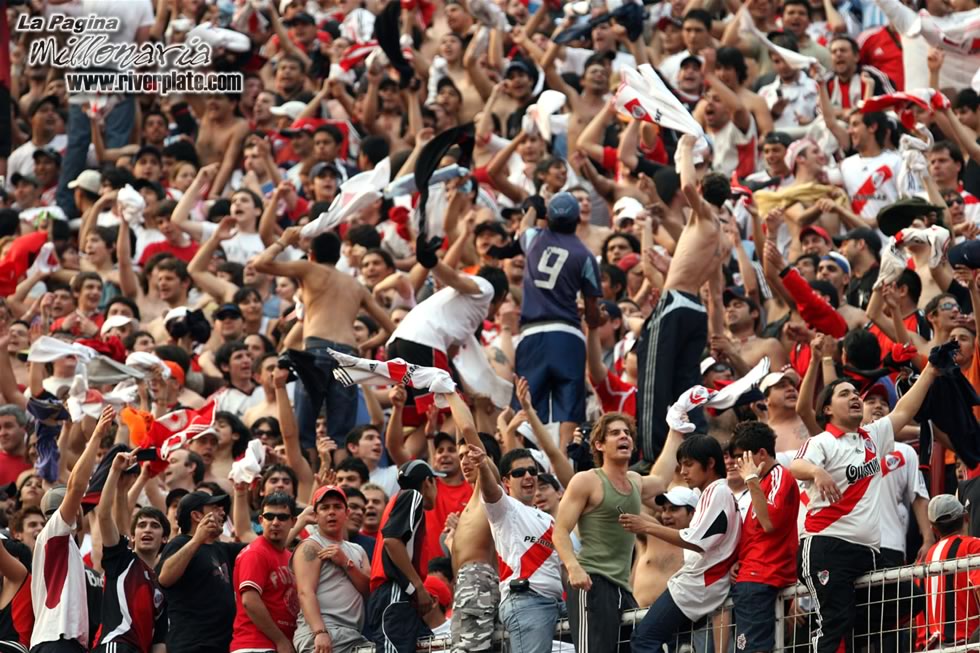 River Plate vs Velez Sarsfield (AP 2007) 10