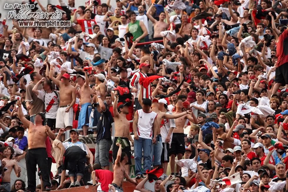 River Plate vs Velez Sarsfield (AP 2007) 9