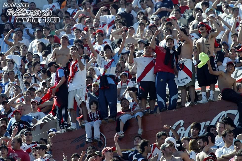 River Plate vs Rosario Central (AP 2007) 9