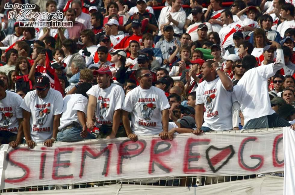 River Plate vs Independiente (AP 2007) 15