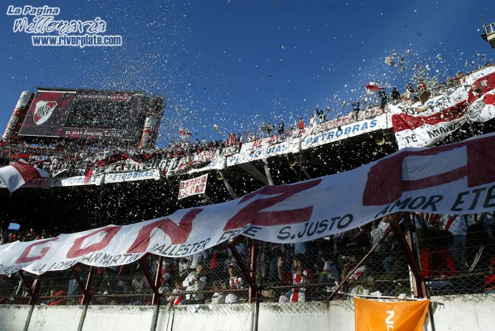 River Plate vs Independiente (AP 2007) 11