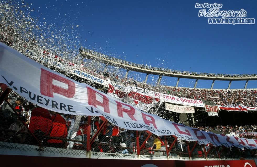 River Plate vs Independiente (AP 2007) 10
