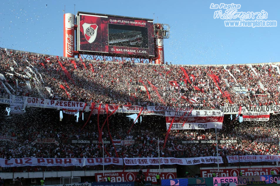 River Plate vs Independiente (AP 2007) 8