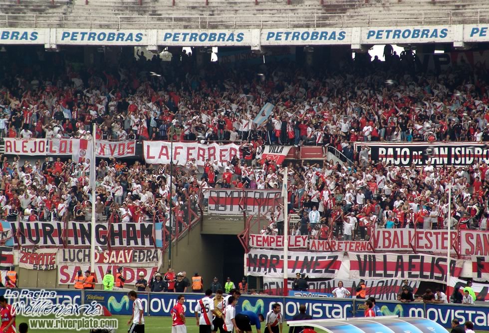 River Plate vs Argentinos Juniors (CL 2008) 10