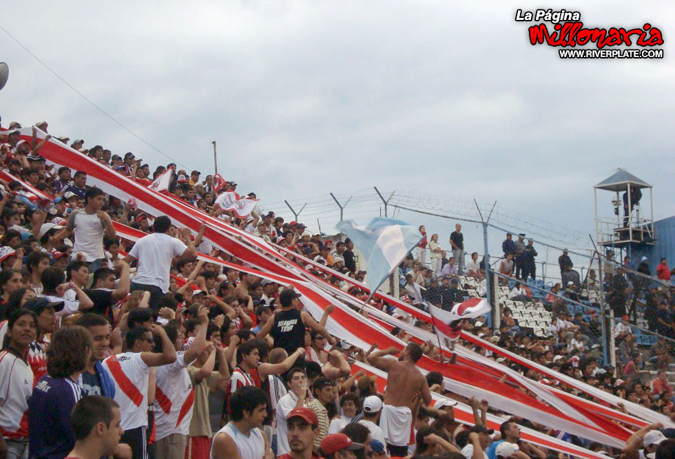 Gimnasia Jujuy vs River Plate (AP 2008) 15