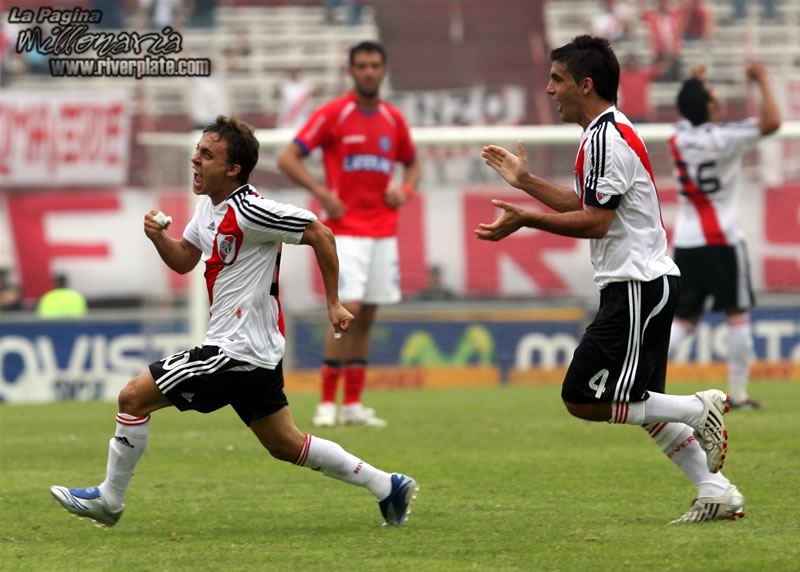 River Plate vs Argentinos Juniors (CL 2008) 4