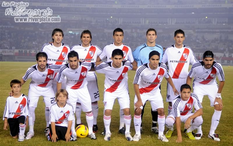 River Plate vs Universidad San Martín de Porres (LIB 2008) 13