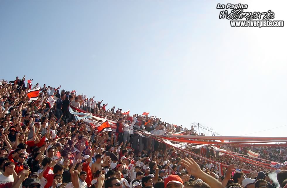 Colón de Santa Fe vs River Plate (AP 2008) 7